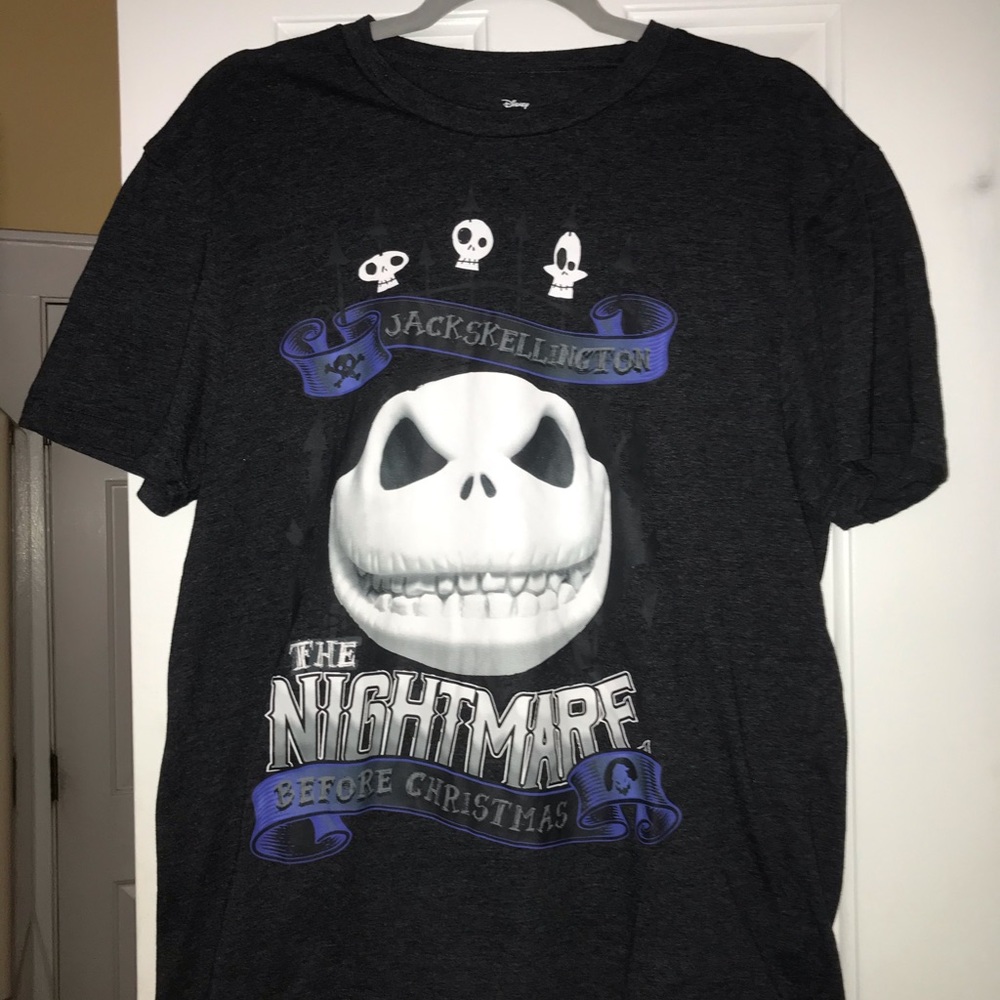 Graphic T Size L Nightmare before Christmas Tee